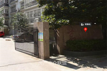 学府园套三五阁140/26车85万3室2厅2卫